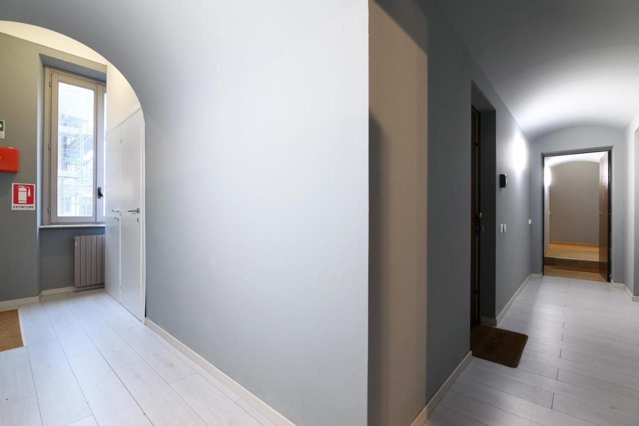 מילאנו Luminoso Appartamento Con Balcone In Cadorna מראה חיצוני תמונה